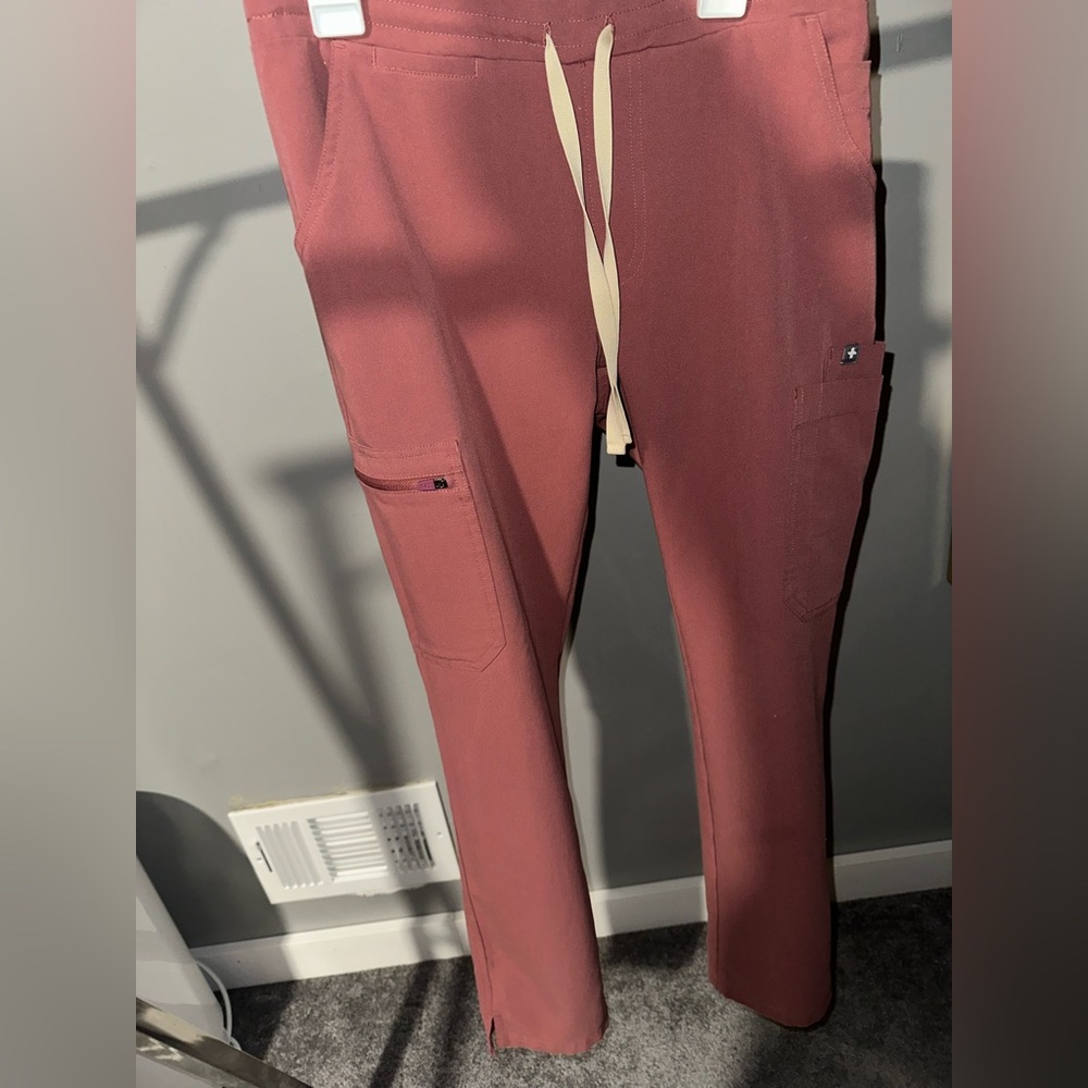 Figs women’s size small
